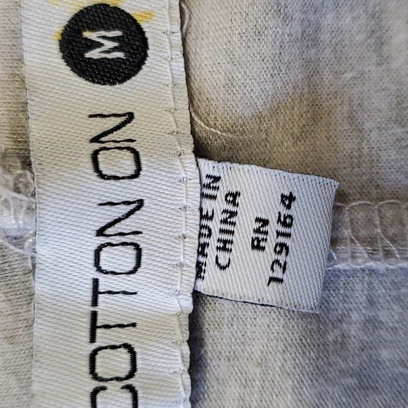 Tee shirt dress with elastic waist.‎ By cotton on. Short sleeves. Light g… - Picture 6 of 6